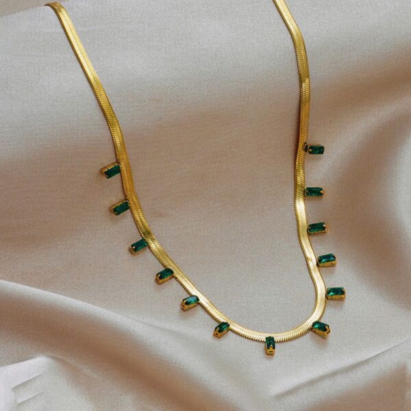 18K Gold Plated Emerald Choker Necklace - Image 4