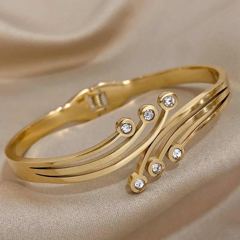 18K Gold Plated Flowing Lines Crystal Bangle