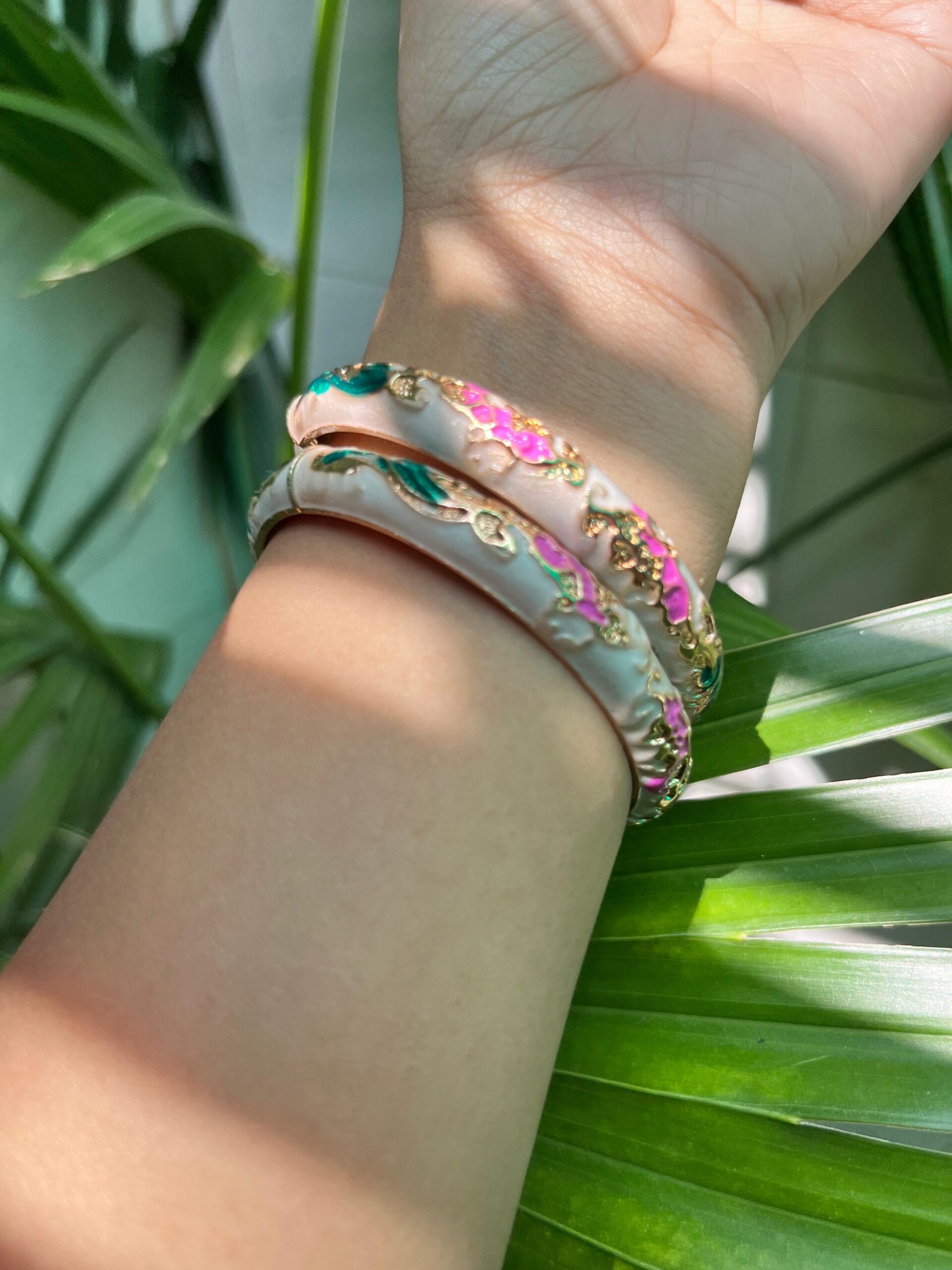 Elegant White Enamel Floral Bangles with Multicolor Detailing - Image 3