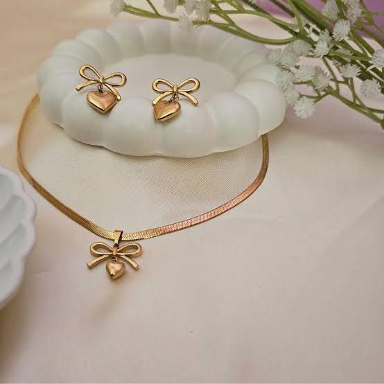 Golden Bow Heart Pendant Necklace & Earring Combo