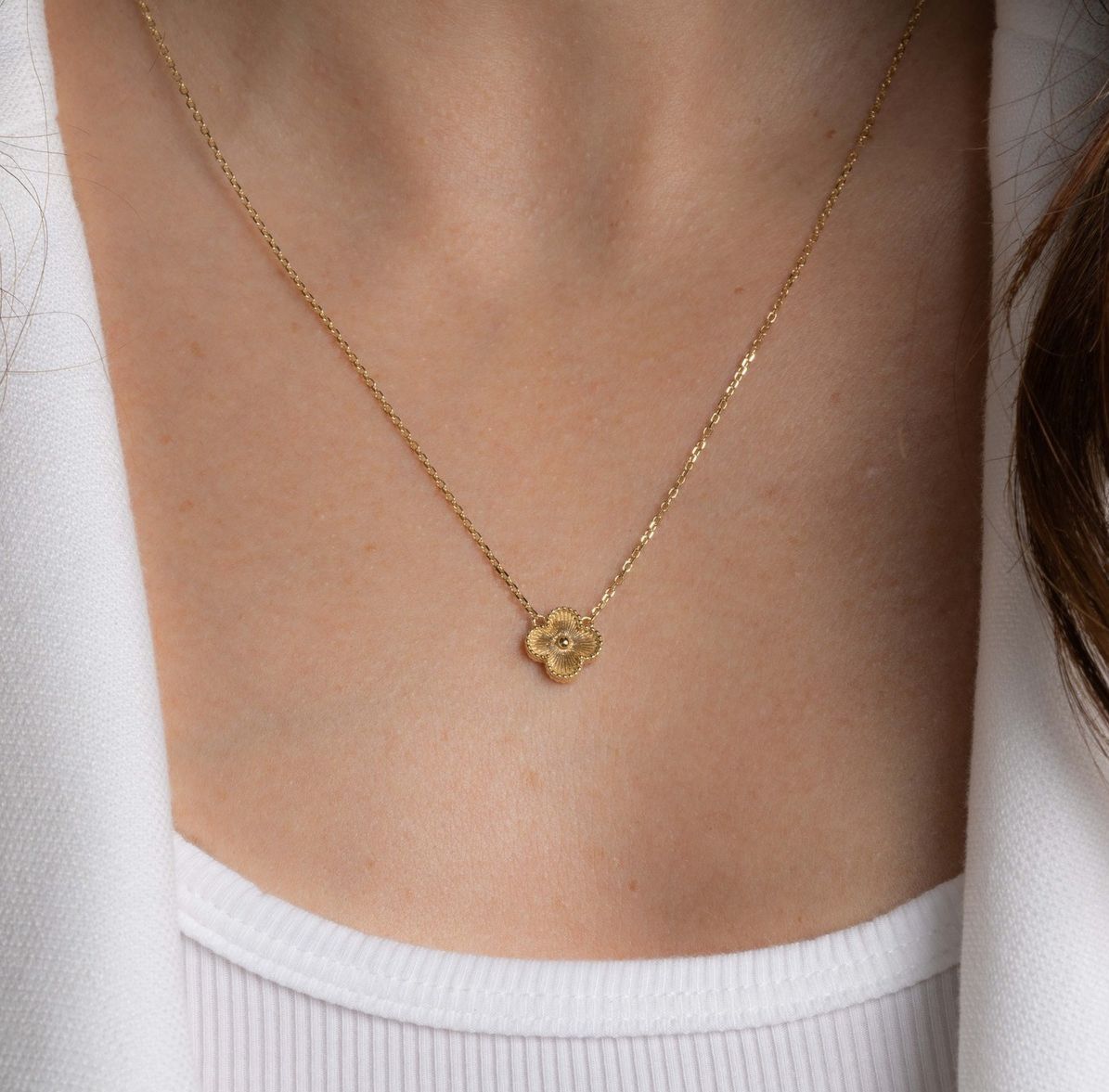Gold Clover Pendant Necklace - Image 2