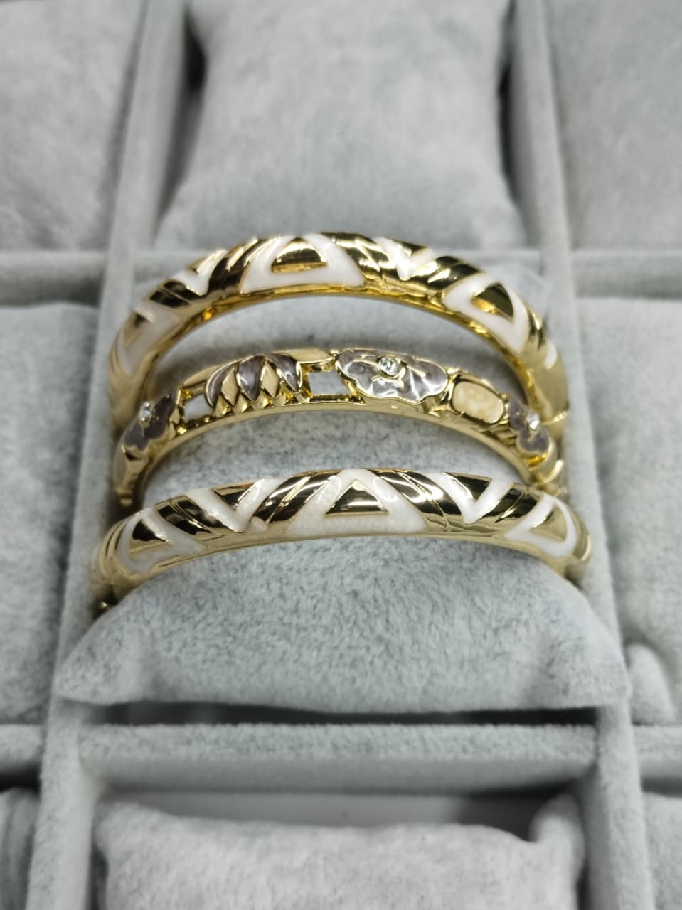 White & Gold Abstract Enamel Bangle Set